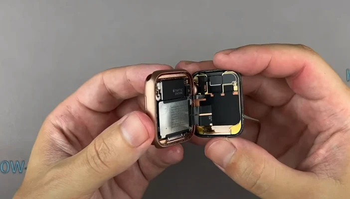 Замена батареи Apple Watch 6 шаг 5