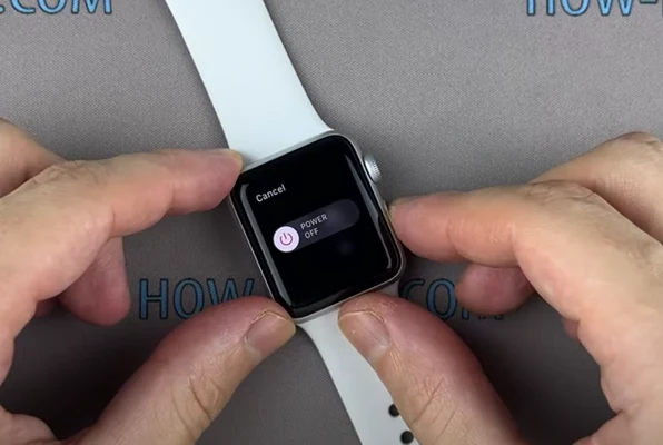 Apple Watch 3 замена экрана Шаг 1