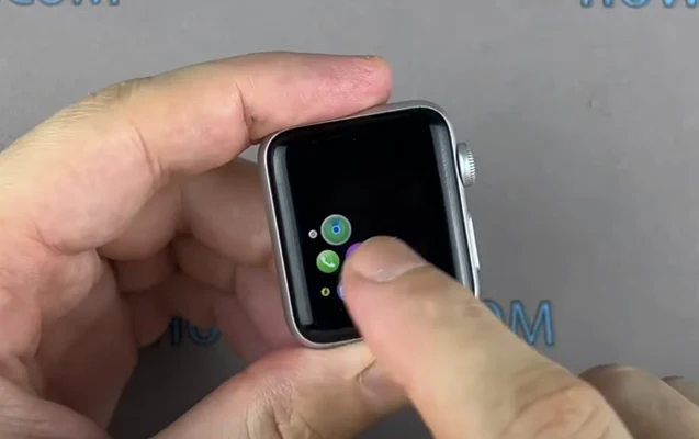 Apple Watch 3 замена экрана Шаг 6