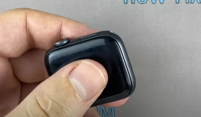 Apple Watch 4 замена матплаты Шаг 1