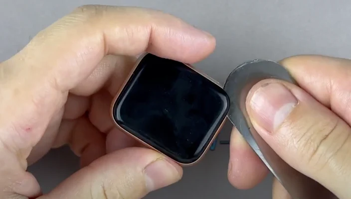Apple Watch SE мат плата Шаг 2