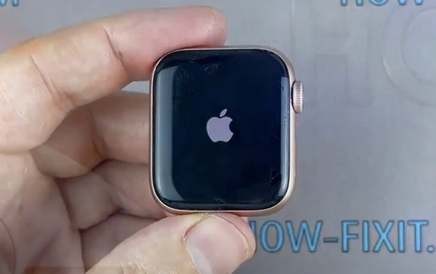 Apple Watch SE мат плата Шаг 20