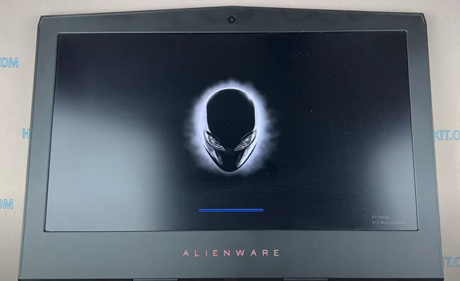 Установка SSD Alienware 15 R4 Шаг 11