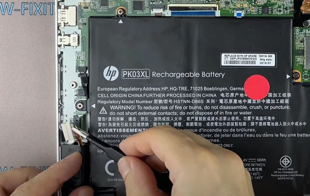 Замена батареи HP Spectre 13 Шаг 7