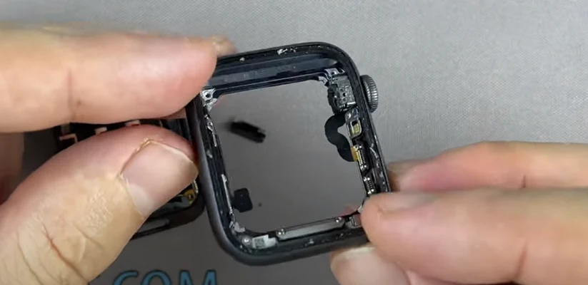 Замена корпуса Apple Watch 4