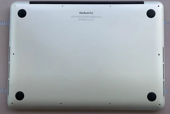 Замена вентилятора MacBook Pro 13 Шаг 1