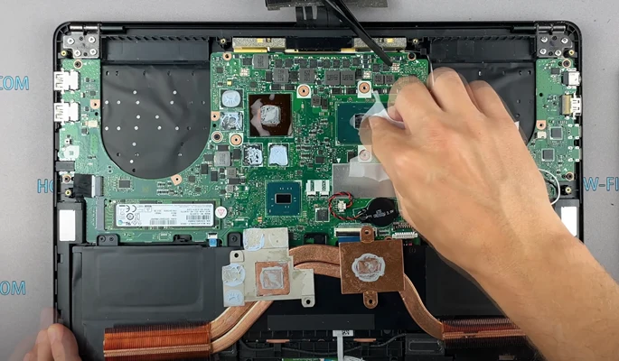 Чистка Asus ZenBook Pro UX550VE
