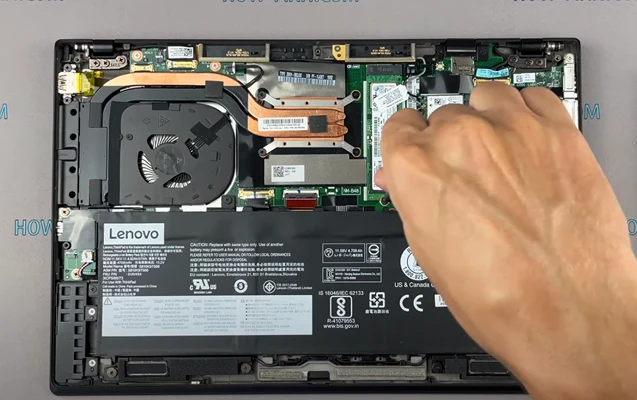 M2 SSD Lenovo ThinkPad X1 Carbon Шаг 4