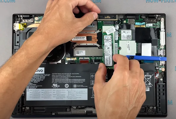 M2 SSD Lenovo ThinkPad X1 Carbon Шаг 6