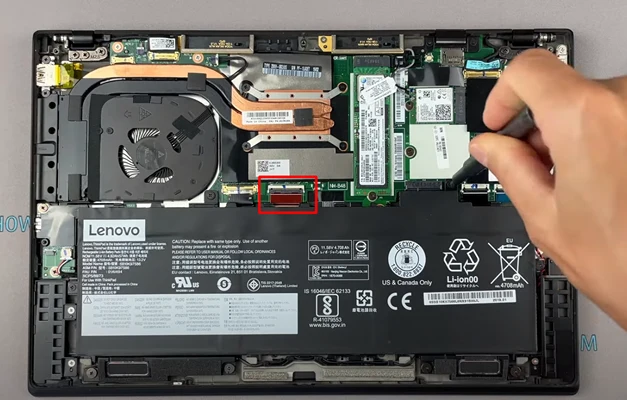 Замена батареи Lenovo ThinkPad X1 Carbon Шаг 3