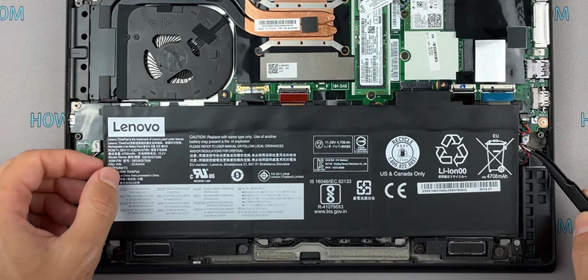 Замена батареи Lenovo ThinkPad X1 Carbon Шаг 7