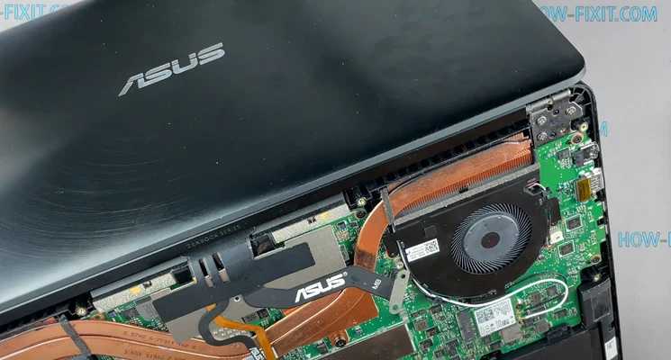 Замена крышки Asus ZenBook Pro UX550VE