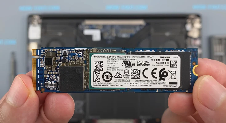 M2 SSD Dell XPS 15 9570 Шаг 4